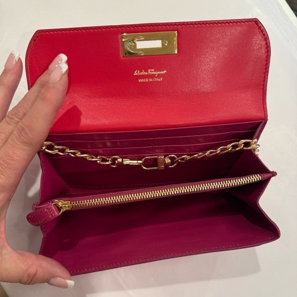 Salvatore Ferragamo beautiful pink & red clutch, wallet, handbag - Picture 7 of 11